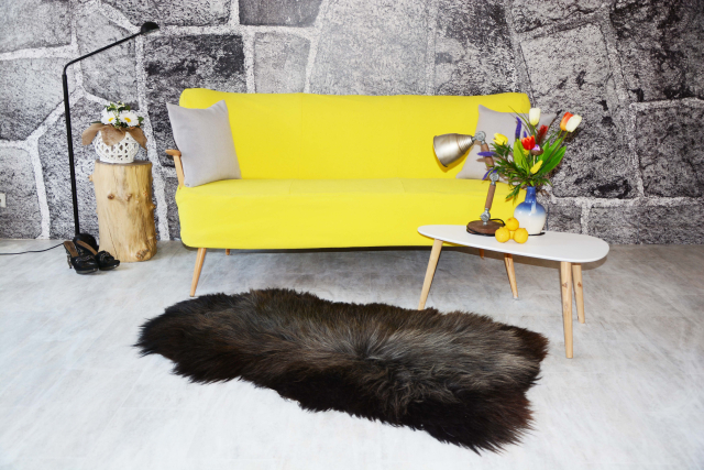 Öko Islandfell Silber Black XXXL – Echtes Langhaarfell 140cm