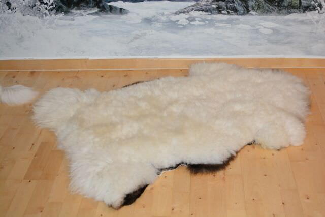 Öko Lammfell seltene Überbreite XXL – Echtes Naturfell 120x95cm