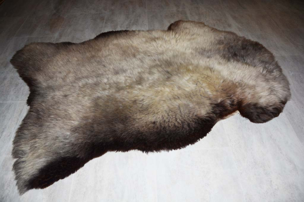 Unikat Lammfell Silbergrau Coloure Kuschelplatz für Haustiere