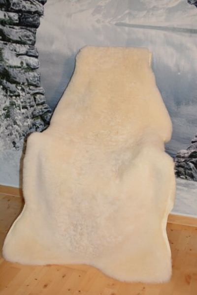 Rarität Öko Lammfell Elfenbein Gigant XXXL – Naturbelassen 150cm