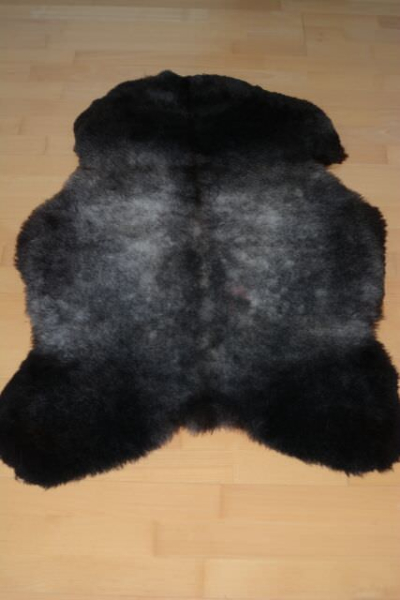 Echtes Öko Lammfell Silber Black Schwarzfuß geschoren – B-Ware