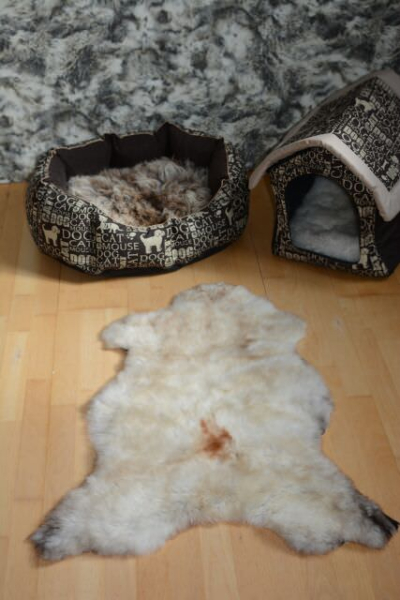 Öko Lammfell Tierbett & Hundebett Monsterfell Silbergrau Beige