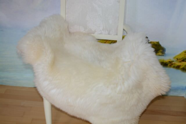 B-Ware Öko Lammfell Wollweiß kaufen | 95cm Schnäppchen