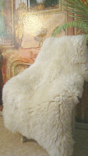 Gigant Lammfell Schaffell Weiß Übergroß 145cm