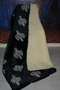 Schurwolle Tagesdecke Schwarz XXL (200x155cm) – Premium Rheumadecke im Western-Design
